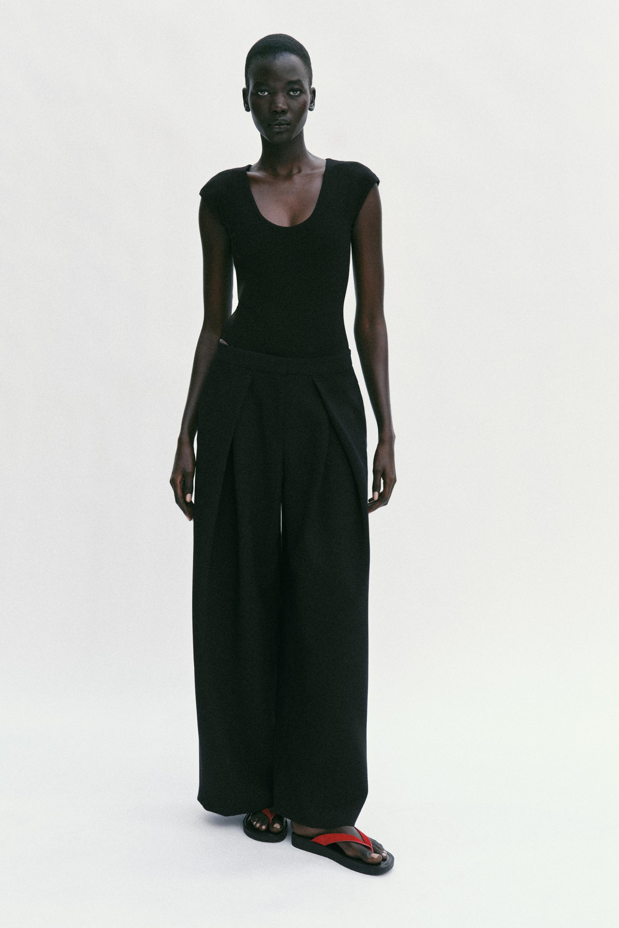 ROUND NECK BODYSUIT
